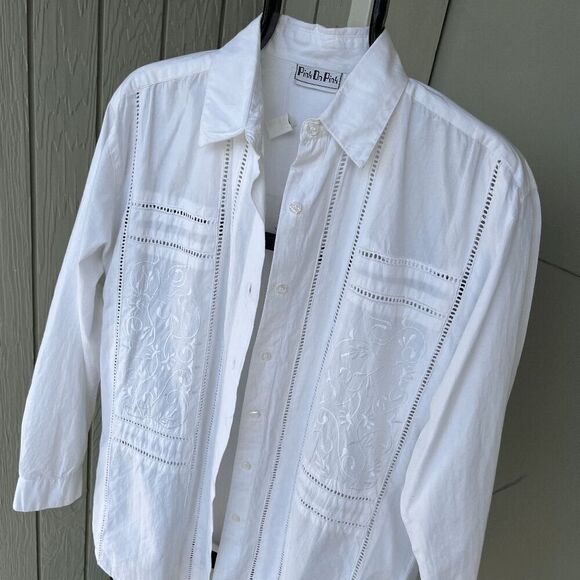 Vintage 80s White Cotton Floral Embroidered Eyelet Button-Up Shirt Top Blouse Si - Picture 5 of 8